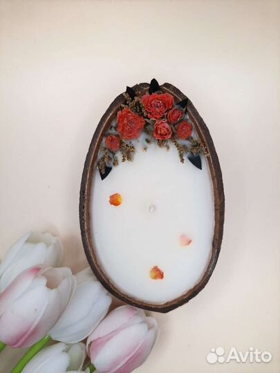 Свеча в кокосе