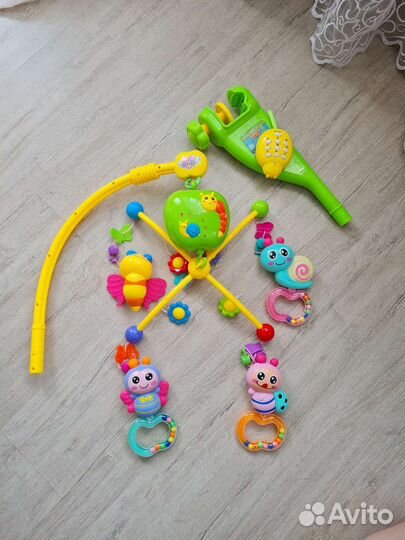 Мобиль на кроватку Добрые сны с пультом управления