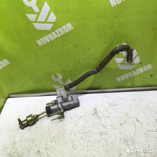 Цилиндр сцепления главный Тойота Королла Е120