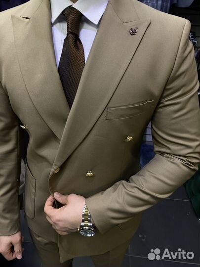 Двубортный костюм Rich