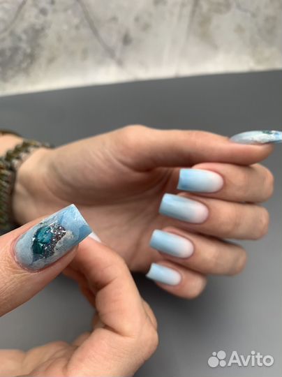 Маникюр,педикюр