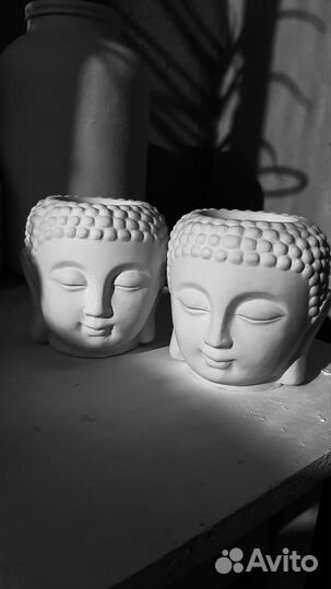 Статуэтка из гипса Будда
