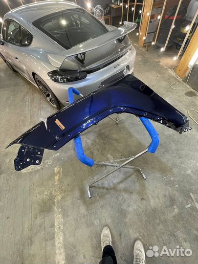 Крыло переднее левое Land Cruiser 300