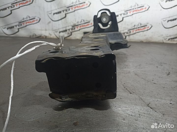 Балка Двигатель подрамник toyota lexus. HS250H mark X SAI vellfire. ZRE152H ZRE154H ZRT272 ZZE150 пе