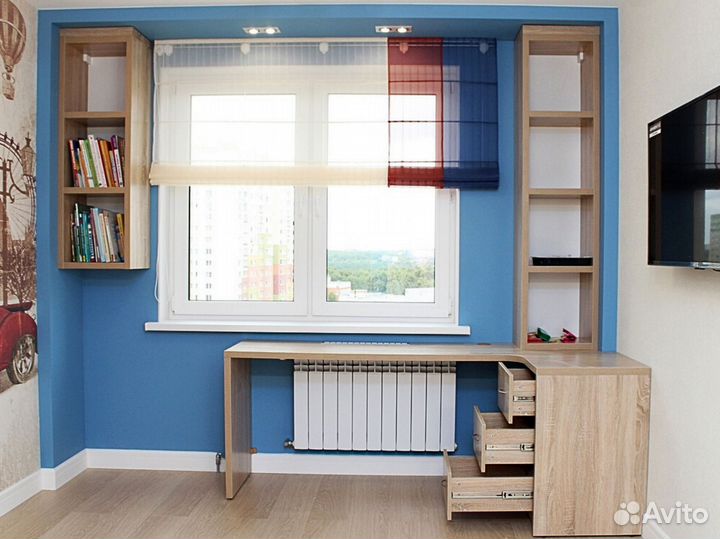 Стол у окна со шкафом в рассрочку