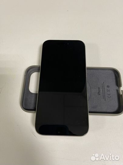 iPhone 15 Pro, 256 ГБ