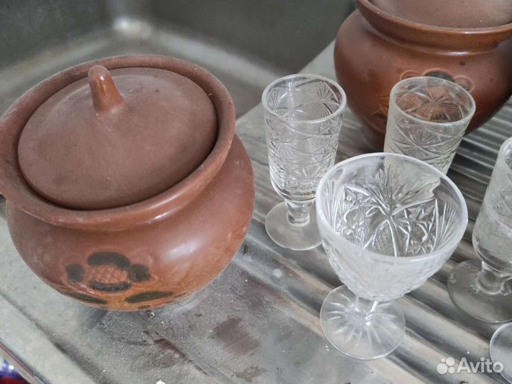 Горшок керамический и стопки