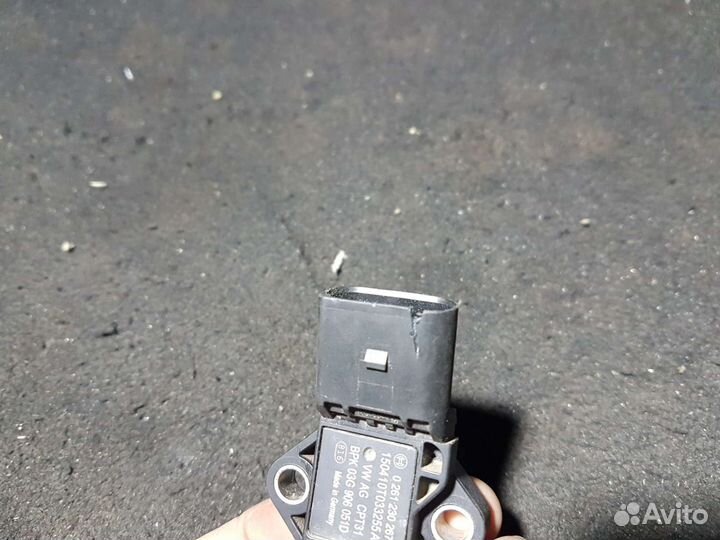 Датчик расхода воздуха volkswagen Golf 1.4 TSi