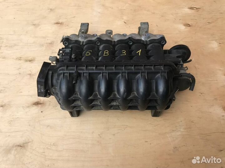 Впускной коллектор Mitsubishi Outlander XL 6B31