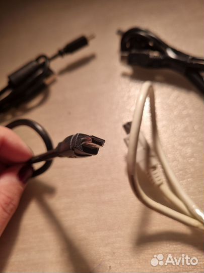 Зарядки, провода