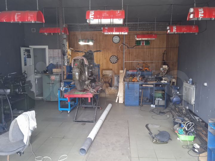 Здание, 99 м²