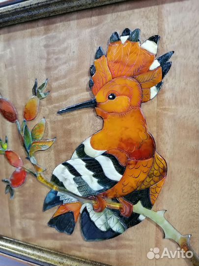 Удод панно мозаика янтарная. Картина из янтаря