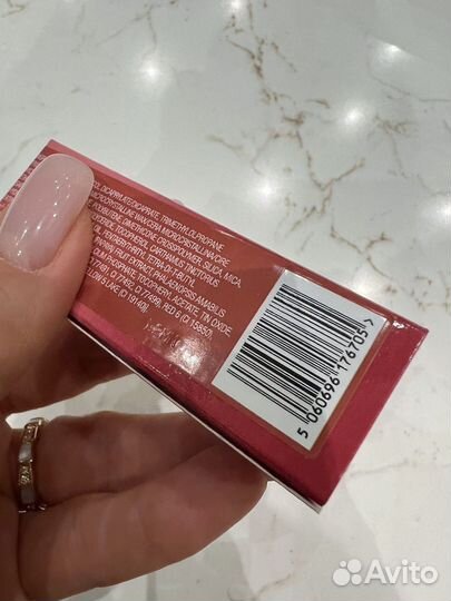 Charlotte tilbury помада, Mrs kisses