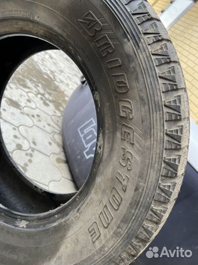 Bridgestone Blizzak Ice 275/65 R17