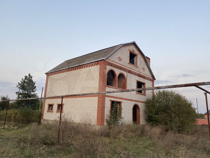 Дом 240 м² на участке 18 сот.