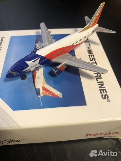 Boeing 737-300 Southwest airlines 1/500