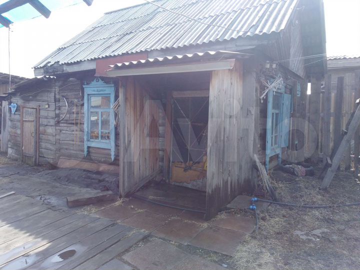 Дом 42 м² на участке 8 сот.