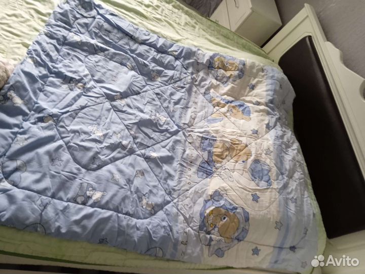 Детское одеяло в кроватку