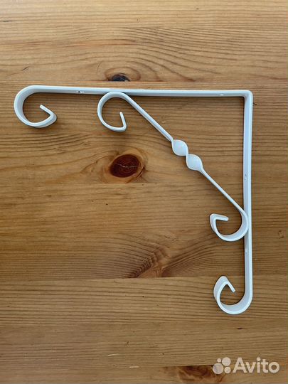 Кронштейн для полок