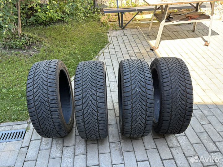 Goodyear UltraGrip Ice 3 225/45 R19 96T
