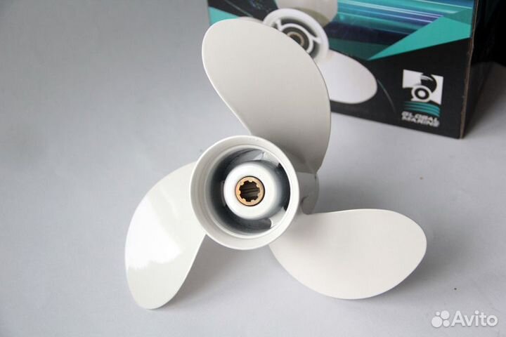 Винт гребной Yamaha 6-8, 8 1/2 х 8 1/2