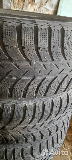 Bridgestone Ice Cruiser 5000 275/65 R17 115