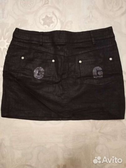 Короткая джинсовая юбка
