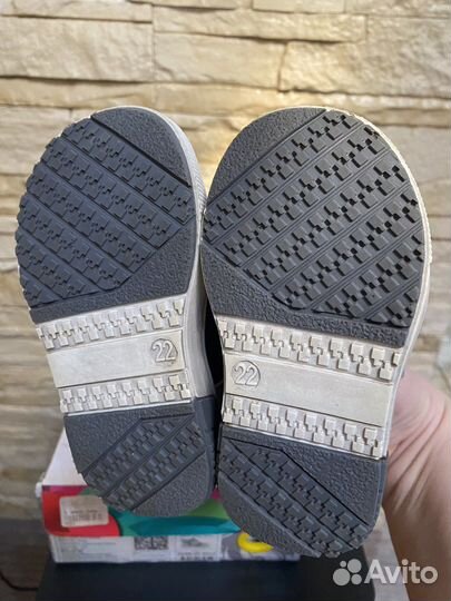Ботинки демисезонные для девочки 22 размер
