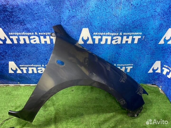 Крыло переднее правое Mazda 3 BK седан Z6 2007