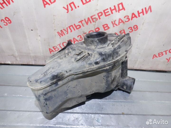 Резонатор воздушного фильтра Пежо 308 / Ситроен C4