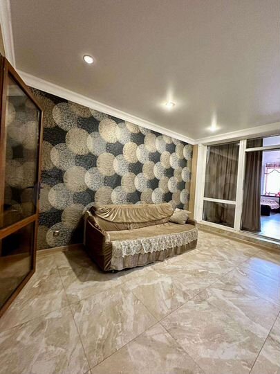 3-к. квартира, 120 м², 3/9 эт.