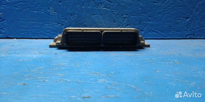 Блок управления двигателем Renault Sandero