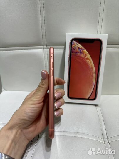 iPhone Xr, 64 ГБ