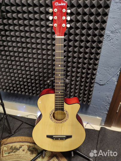 Акустическая гитара новая