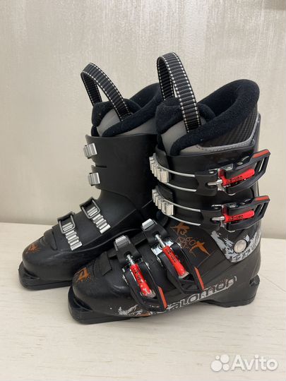 Горнолыжные ботинки