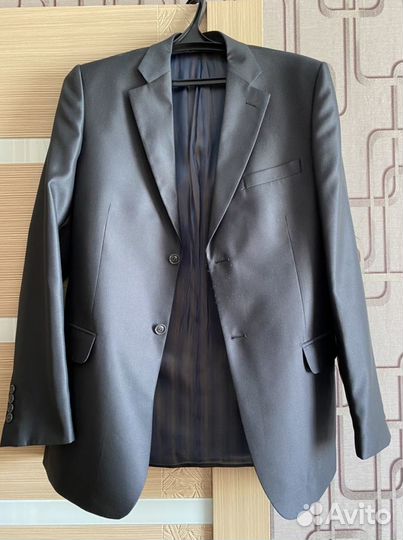 Мужской классический костюм