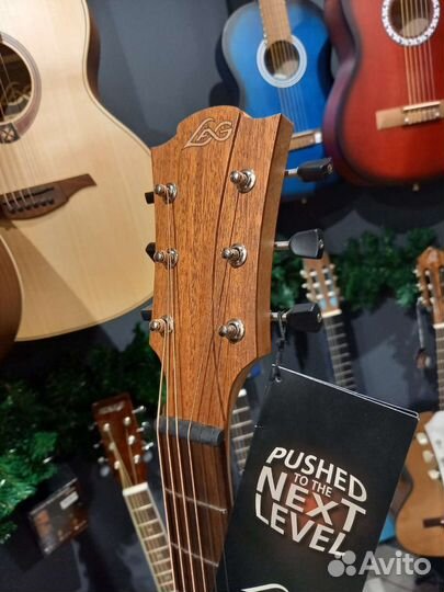 Гитара акустическая новая LAG T70D