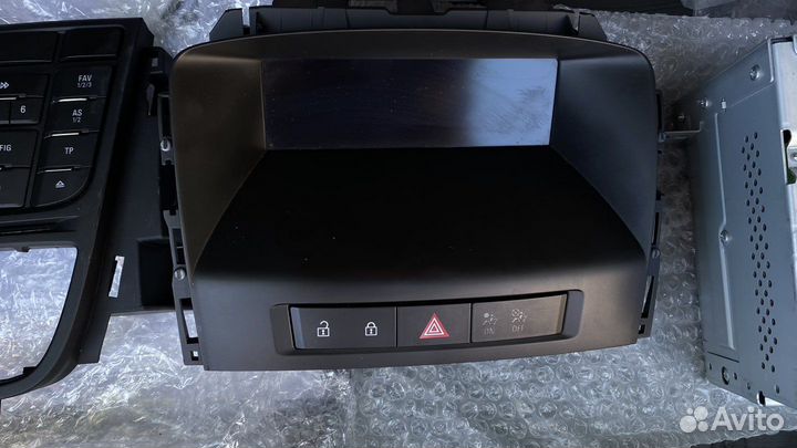 Магнитола штатная на opel astra j