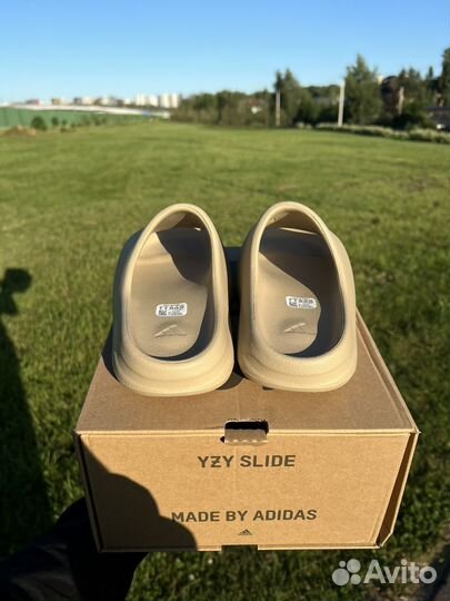 Шлепанцы Adidas Yeezy Slide