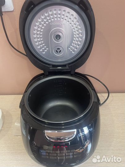 Мультиварка Polaris PMC 0566D