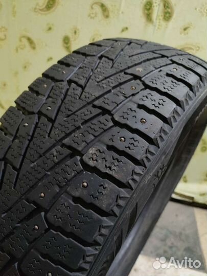 Nexen Winguard WinSpike SUV 225/60 R17 99T