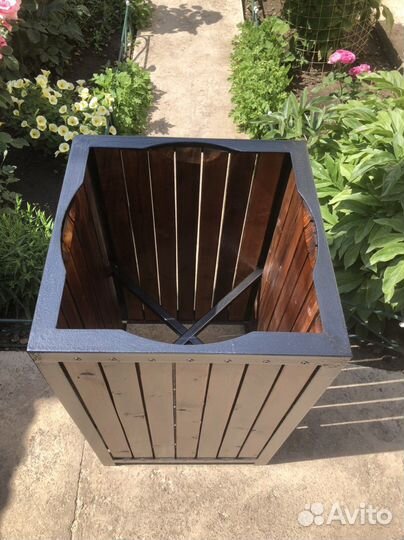 Подставка для цветов уличная (кашпо) Лофт