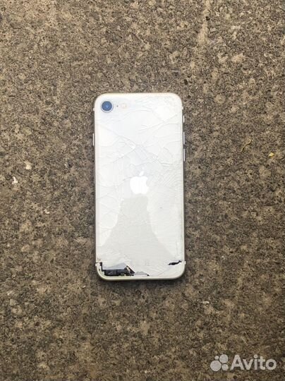 iPhone SE (2020), 128 ГБ