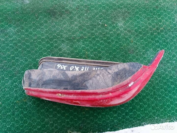 Фонарь задний правый Пежо 306 хэтчбек 1998г