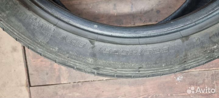 Dunlop SP Sport Maxx 050+ 225/45 R17 94Y