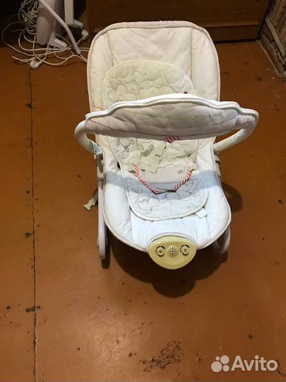 Шезлонг детский