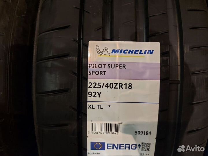 Michelin Pilot Super Sport 225/40 R18 и 245/35 R18