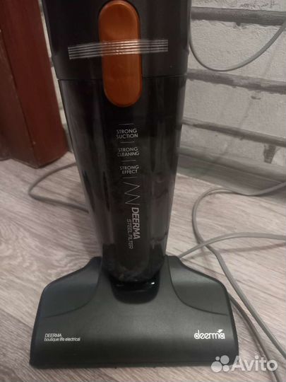 Вертикальный пылесос