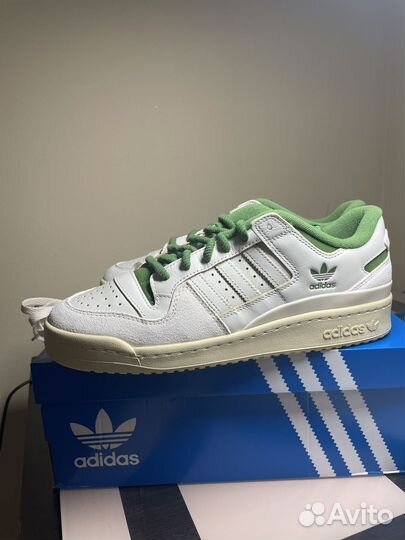 Adidas forum low