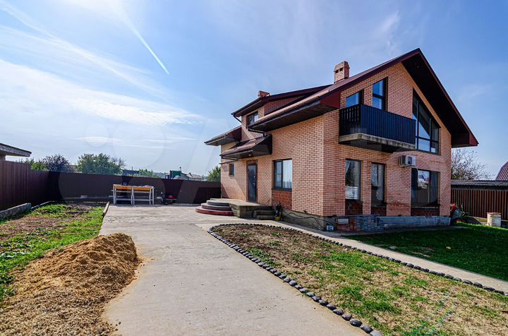 Дом 162,1 м² на участке 15 сот.